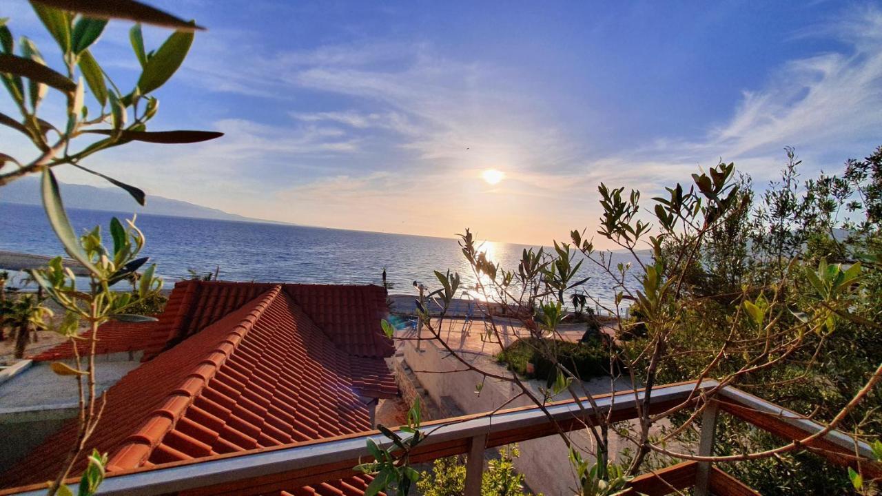 Villa Skenderi Sarande Bagian luar foto